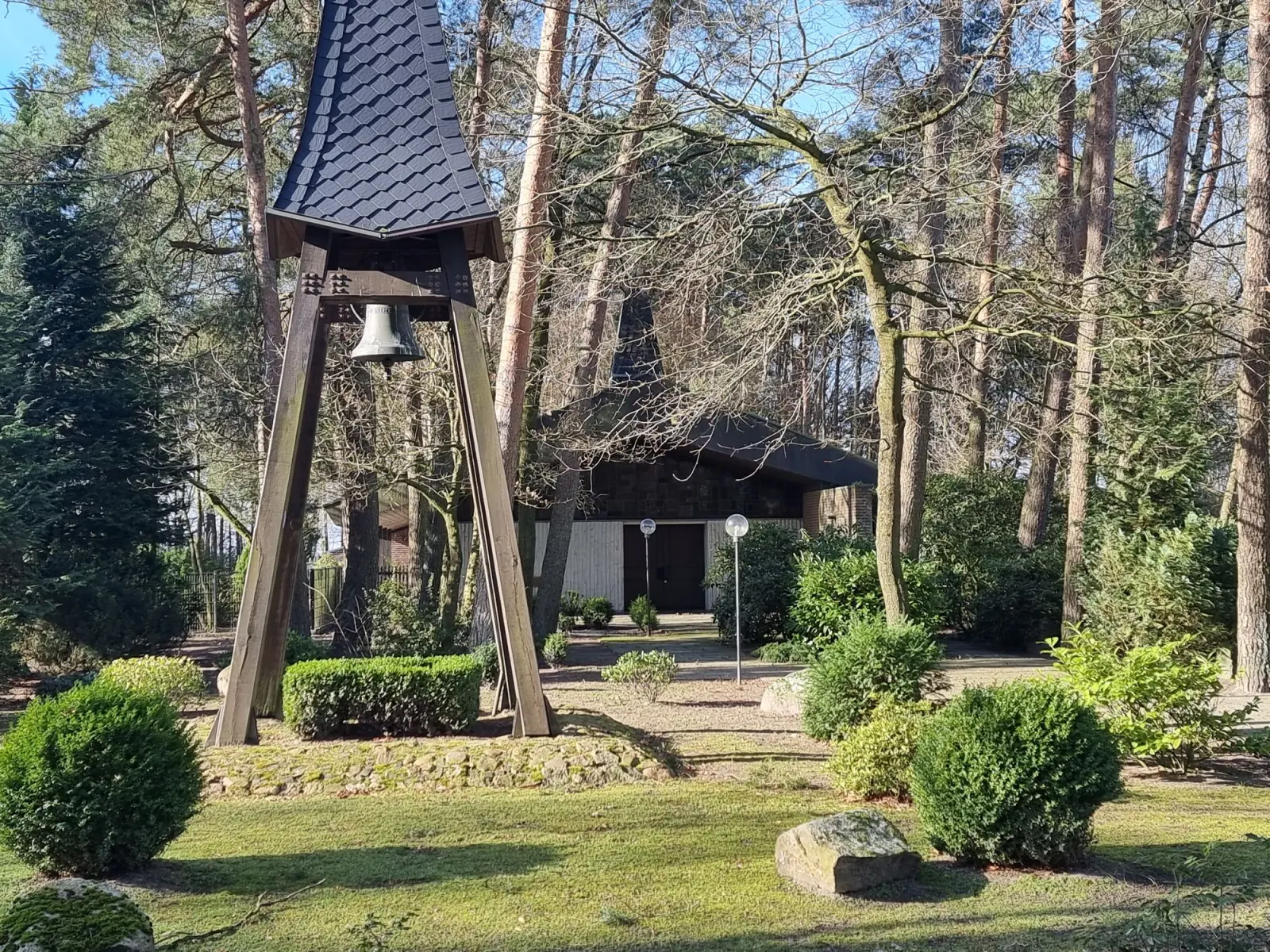 Grünes Dorfumfeld in Helvesiek